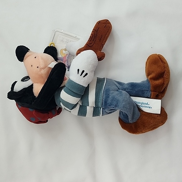 NWT Disneyland New Orleans Square Pirate Goofy Beanie Plush - Picture 4 of 12